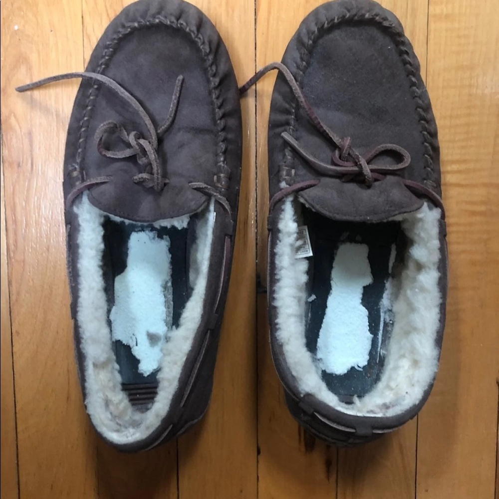 Uggs Dakota size 10